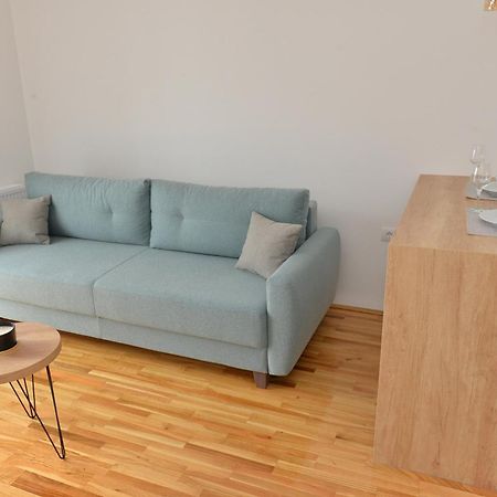 Indija Hm Apartments מראה חיצוני תמונה