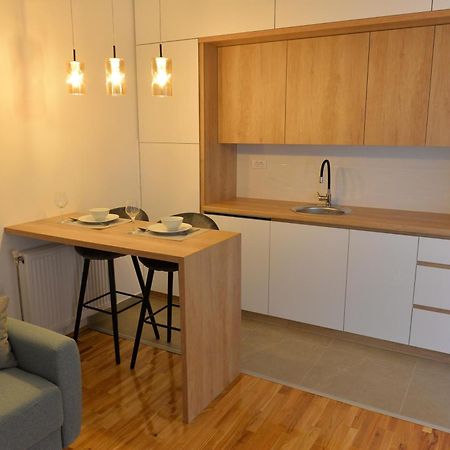 Indija Hm Apartments מראה חיצוני תמונה