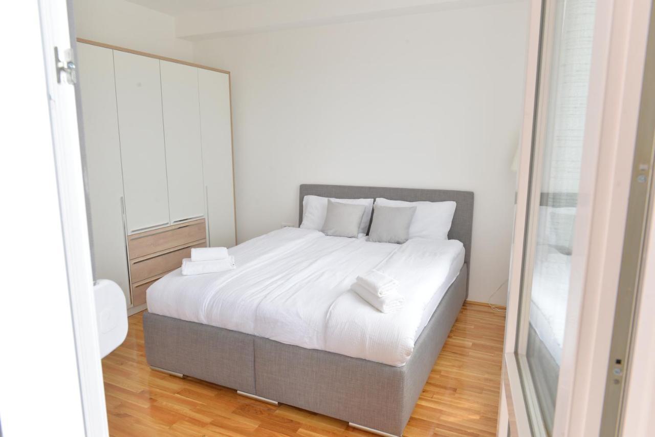 Indija Hm Apartments מראה חיצוני תמונה