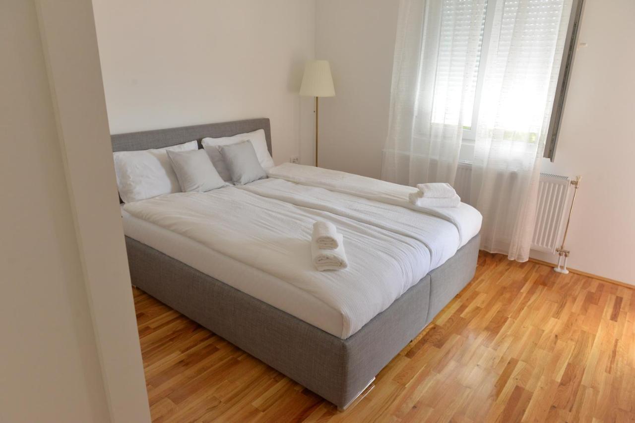Indija Hm Apartments מראה חיצוני תמונה