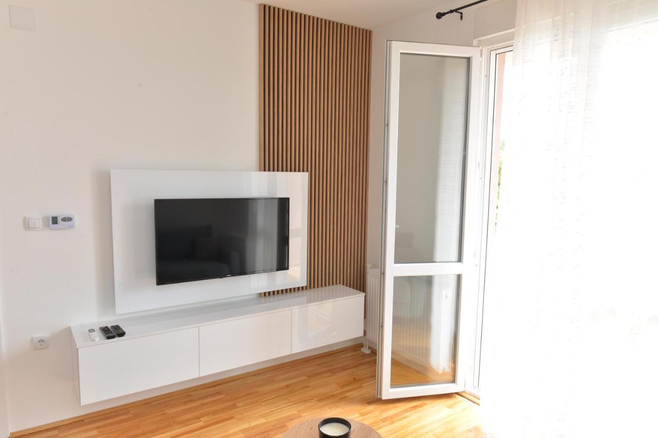 Indija Hm Apartments מראה חיצוני תמונה