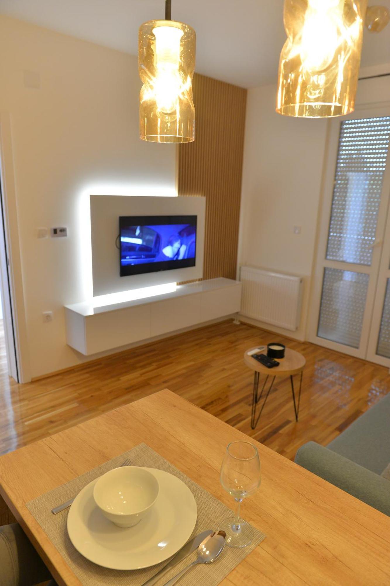 Indija Hm Apartments מראה חיצוני תמונה