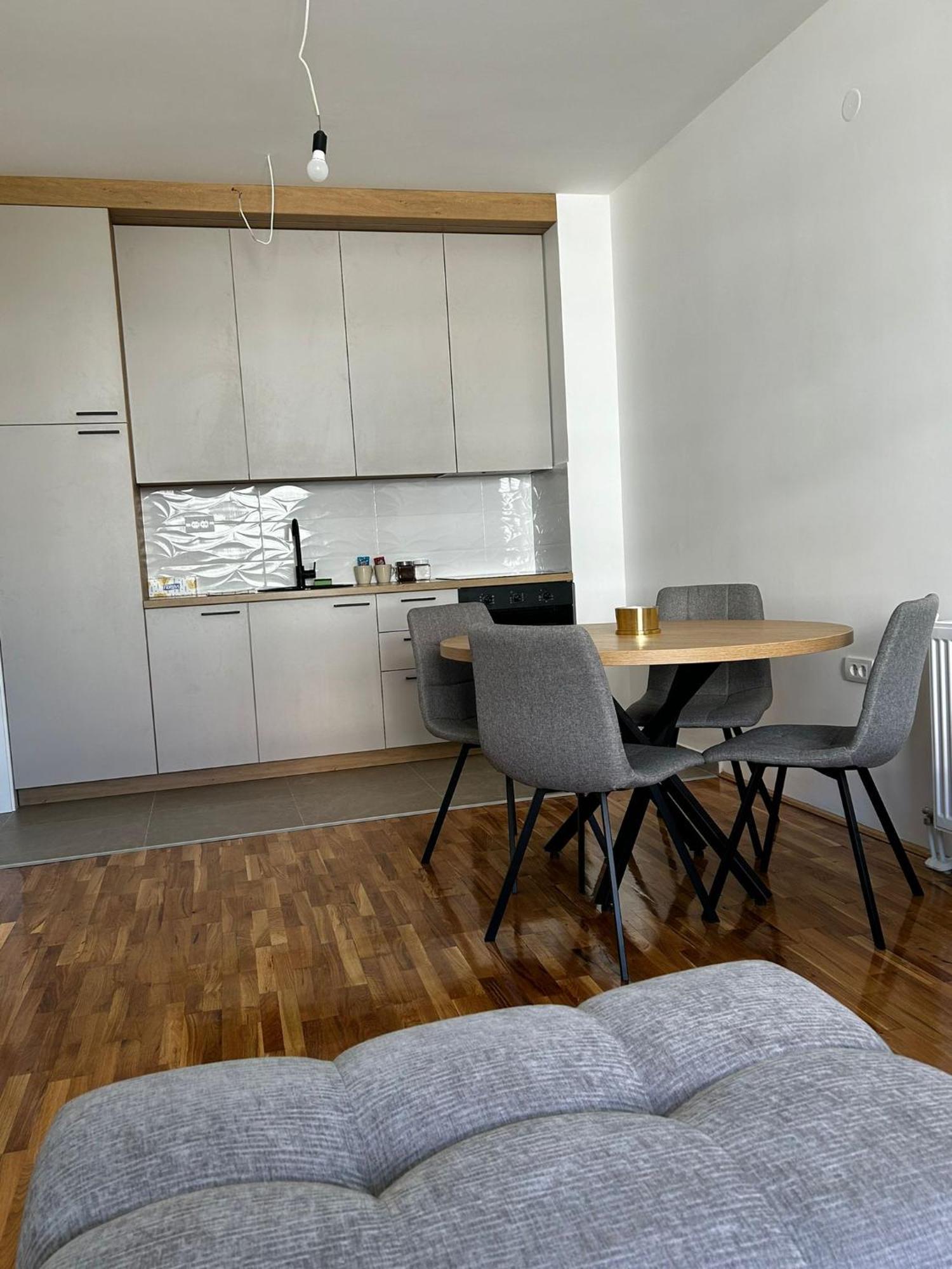 Indija Hm Apartments מראה חיצוני תמונה