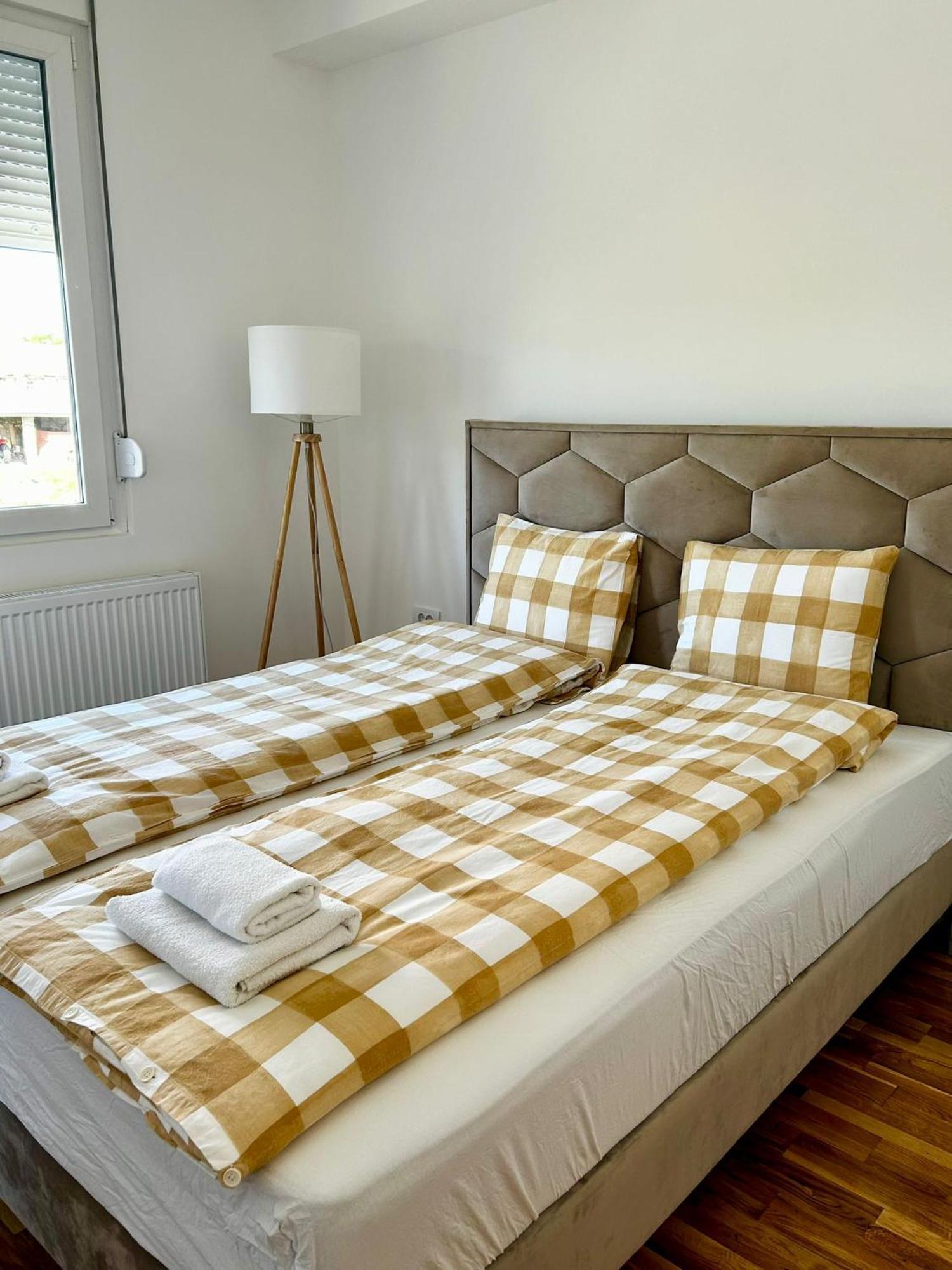 Indija Hm Apartments מראה חיצוני תמונה