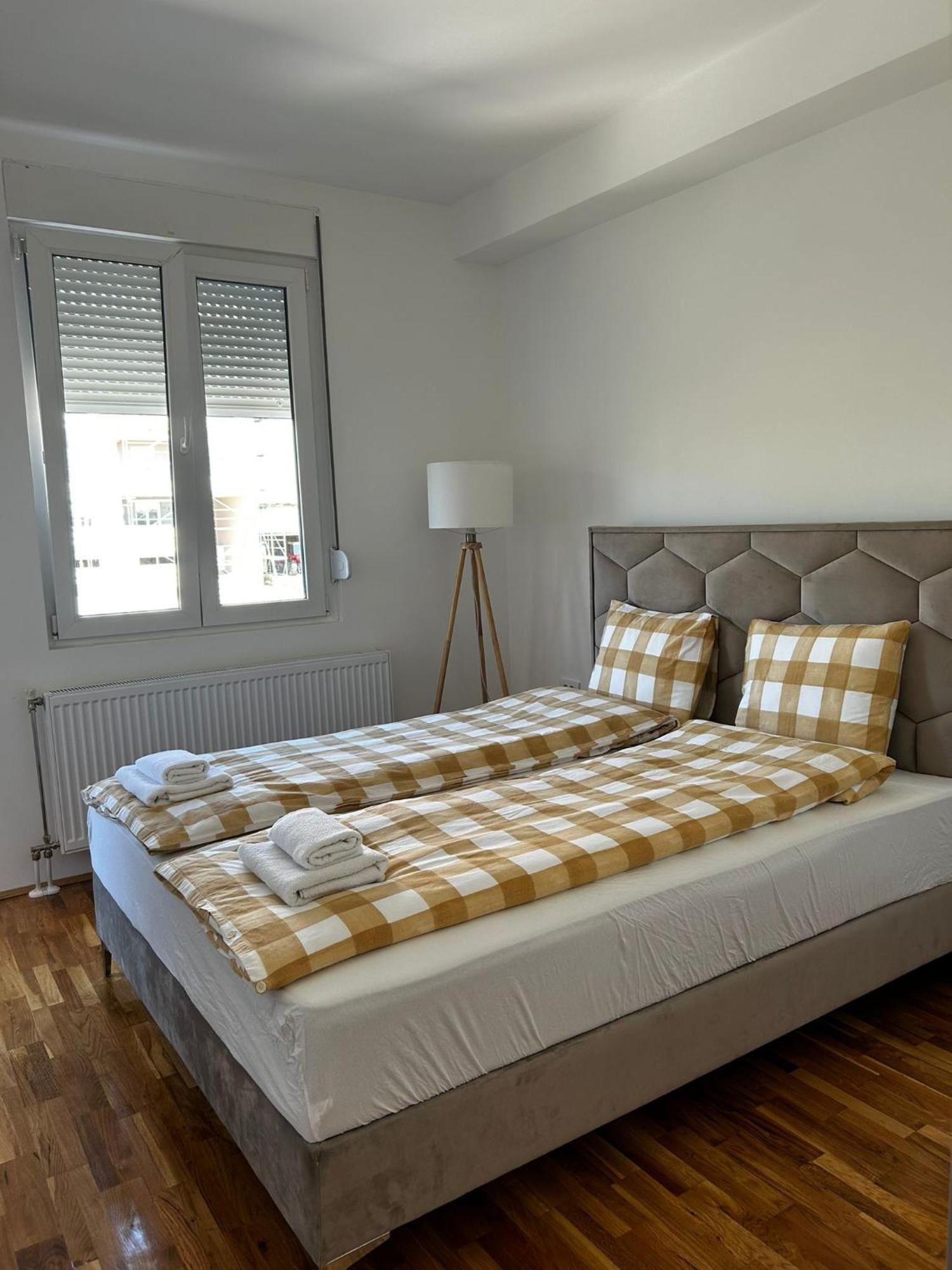 Indija Hm Apartments מראה חיצוני תמונה